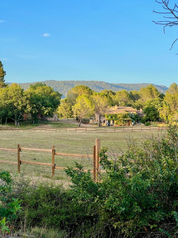 Charmant Appartement Independant Au Sein D'Un Mas Provencal Aups Eksteriør billede