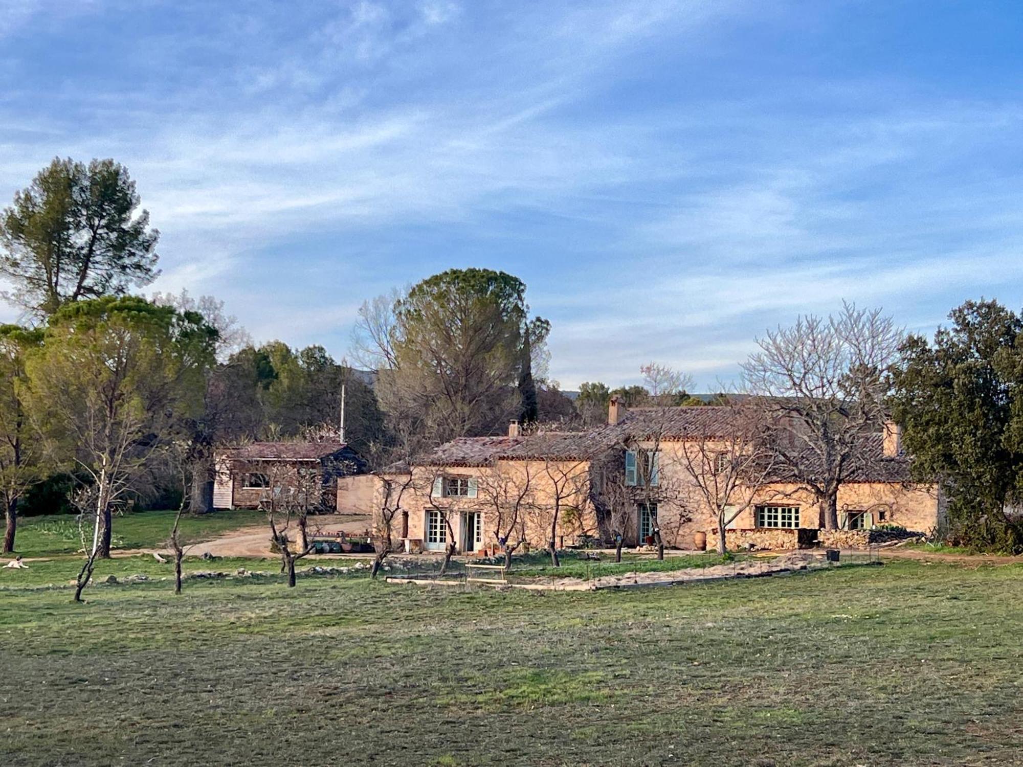 Charmant Appartement Independant Au Sein D'Un Mas Provencal Aups Eksteriør billede
